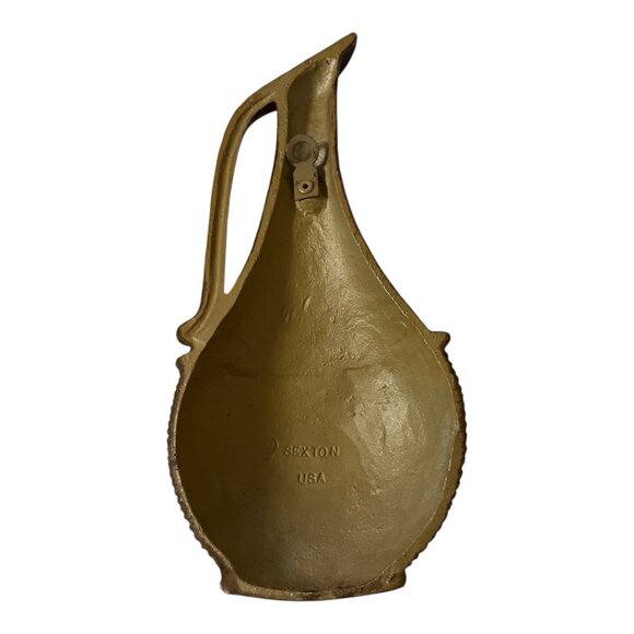 Vintage Sexton USA Cast Metal Wall Hanging Jug – Mid-Century Rustic Pitcher - Picture 2 of 2